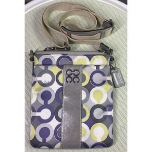 Coach Julia Op Art Scarf Print Lilac Swingpack Crossbody‎ Purse Bag  8.5"x7.5"